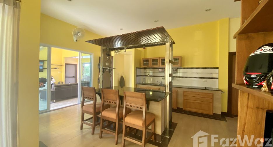 For sale 4 bedrooms house in Mueang Surin, Surin