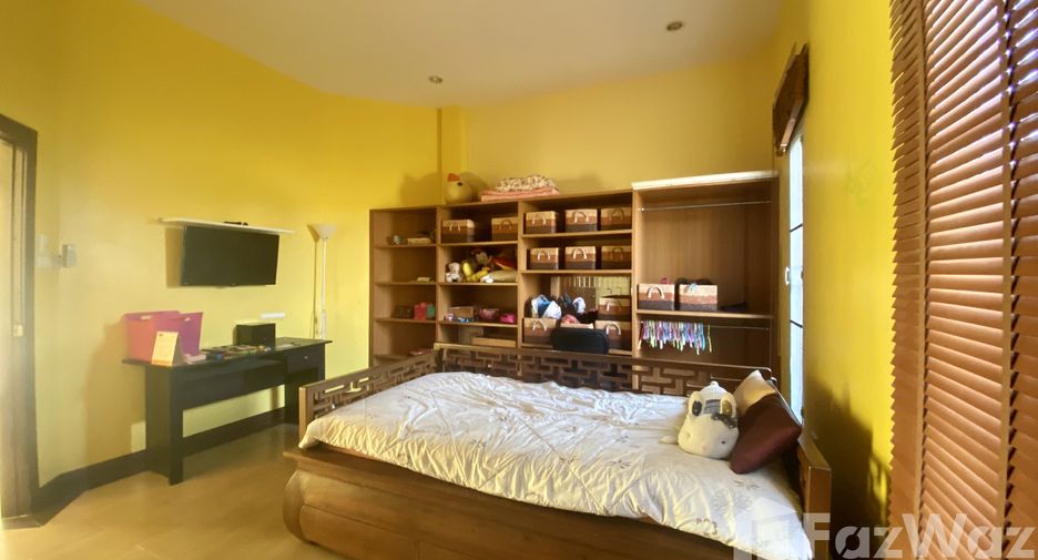 For sale 4 bedrooms house in Mueang Surin, Surin