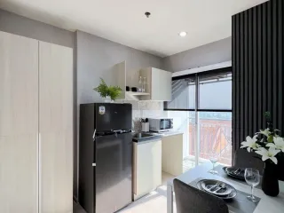 For sale 1 bed condo in Chom Thong, Bangkok