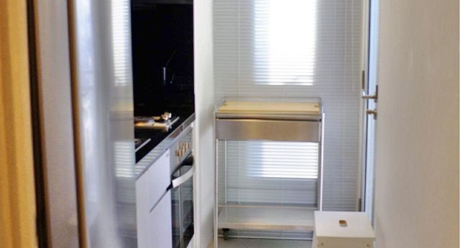 For sale 2 bedrooms condo in Watthana, Bangkok