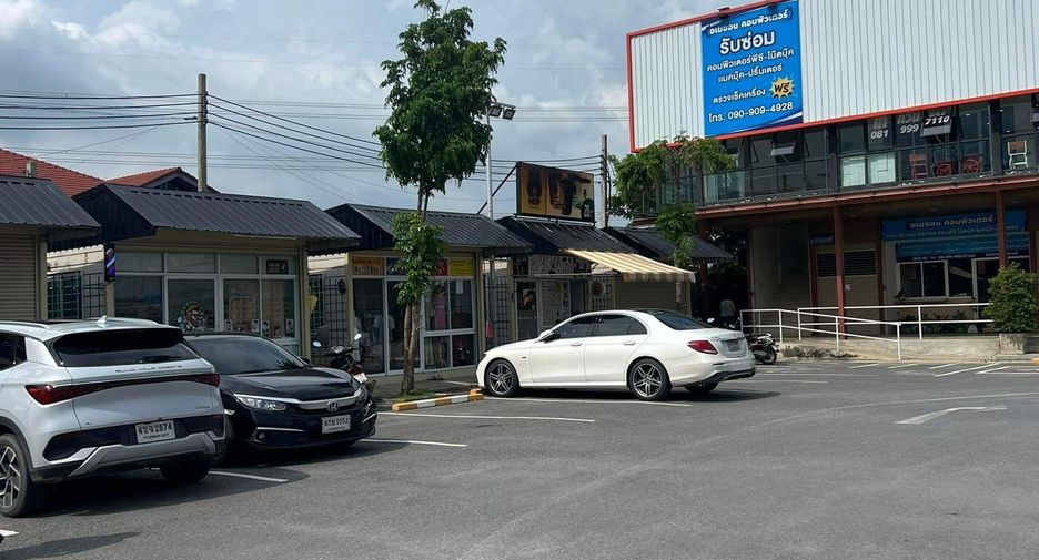 For sale retail Space in Bang Bua Thong, Nonthaburi