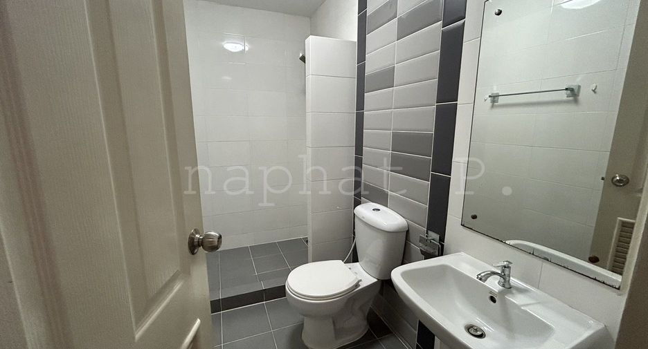 For sale 3 bedrooms townhouse in Pak Kret, Nonthaburi