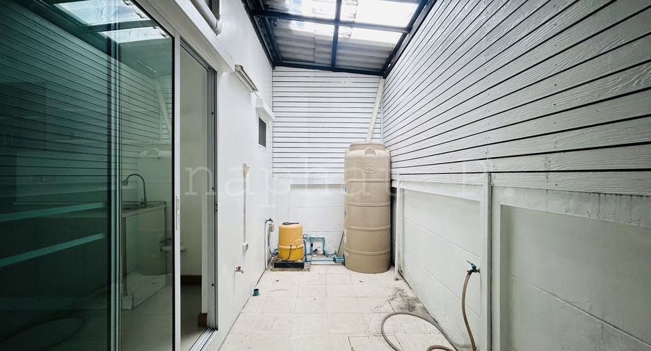 For sale 3 bedrooms townhouse in Pak Kret, Nonthaburi