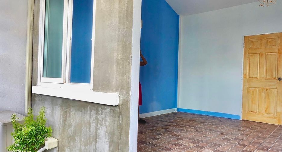 À vendre 2 chambres maison de ville à Mueang Khon Kaen, Khon Kaen
