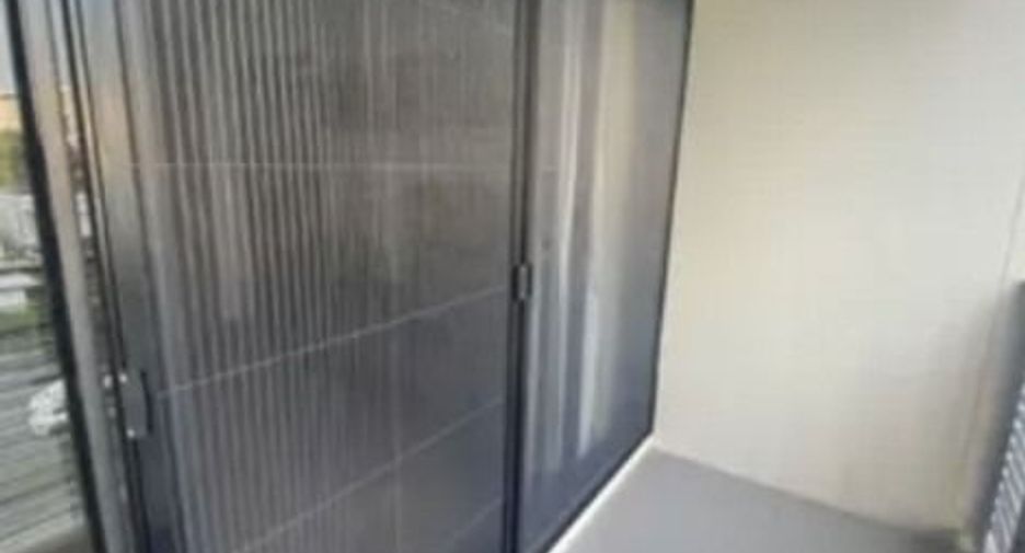 For sale 2 bedrooms condo in Watthana, Bangkok