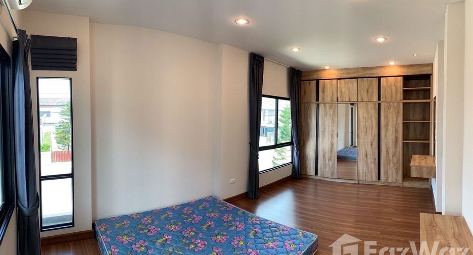 For rent 3 bedrooms house in Lam Luk Ka, Pathum Thani