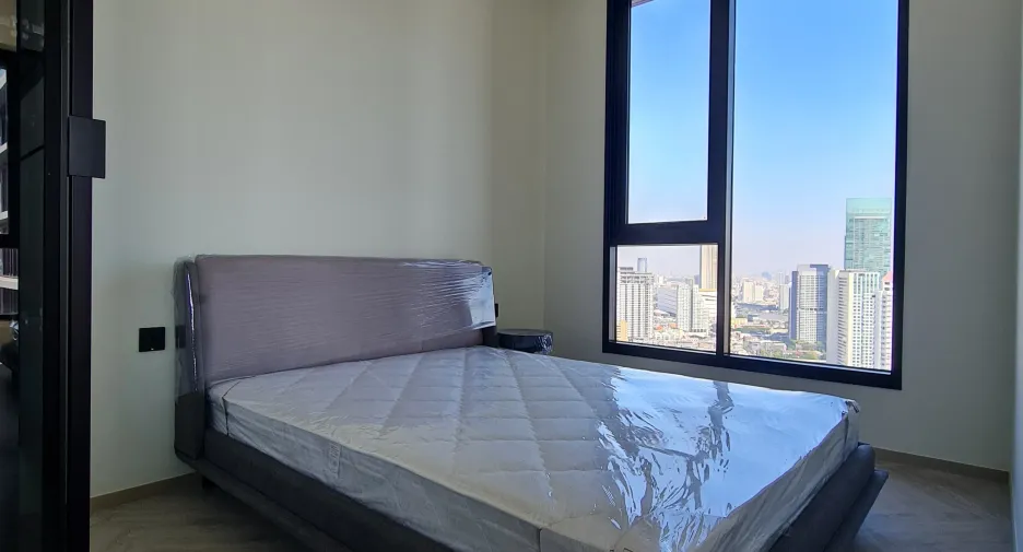 For sale 2 bedrooms condo in Khlong San, Bangkok