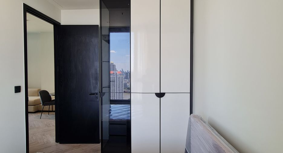 For sale 2 bedrooms condo in Khlong San, Bangkok