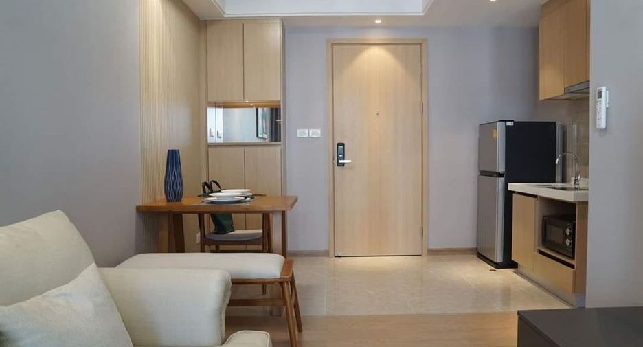 For sale 1 bed condo in Yan Nawa, Bangkok