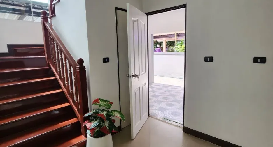 出售 3 卧室 独立屋 在 Lam Luk Ka, Pathum Thani