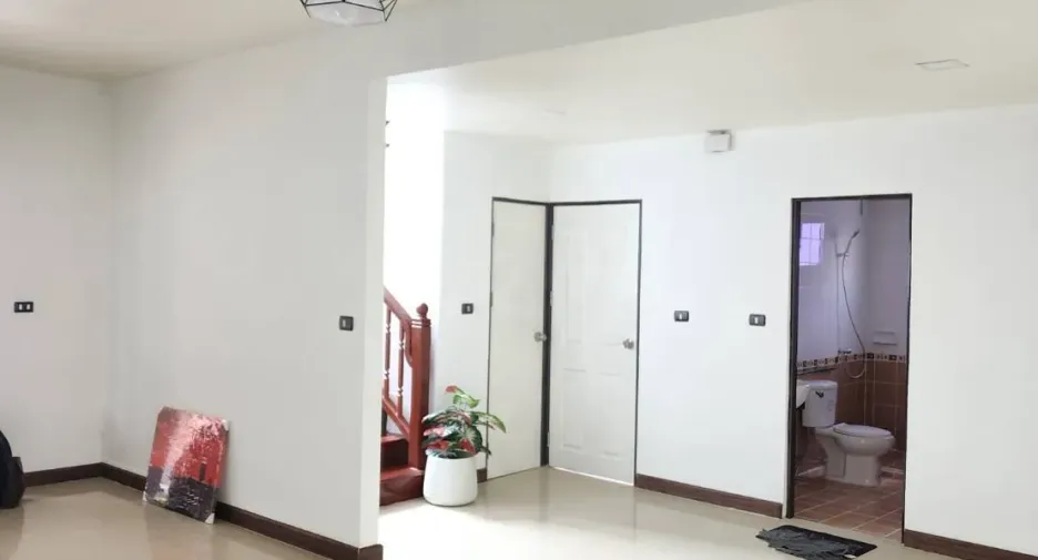 出售 3 卧室 独立屋 在 Lam Luk Ka, Pathum Thani