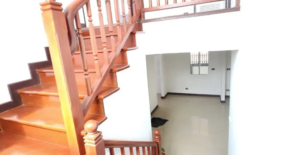 出售 3 卧室 独立屋 在 Lam Luk Ka, Pathum Thani