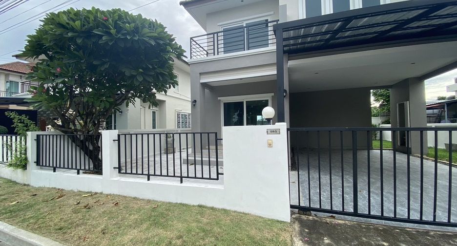 For sale 3 bedrooms house in Min Buri, Bangkok