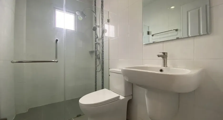 Haus zum Kauf mit 3 Zimmer in Min Buri, Bangkok