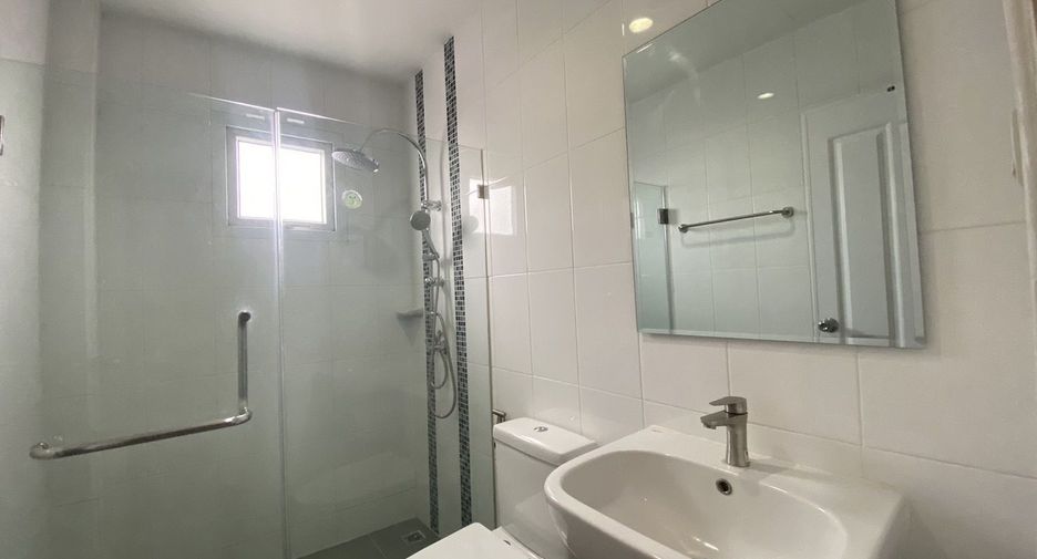 For sale 3 bedrooms house in Min Buri, Bangkok