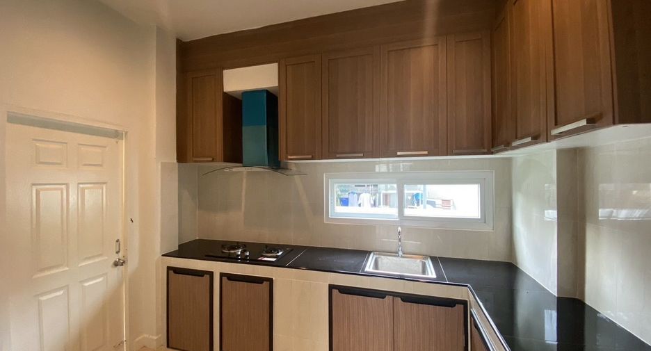 For sale 3 bedrooms house in Min Buri, Bangkok