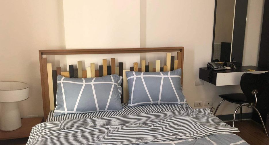 For sale and for rent 1 bed condo in Watthana, Bangkok