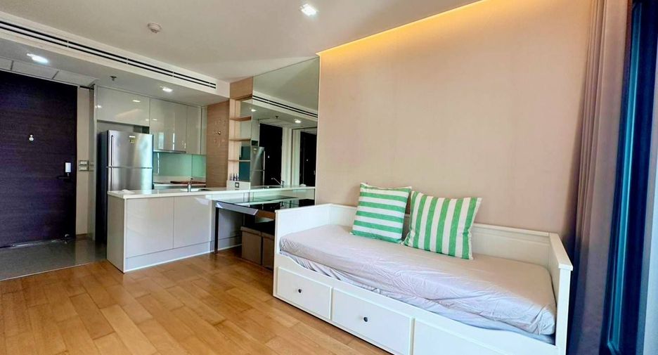 For sale 1 bed condo in Watthana, Bangkok