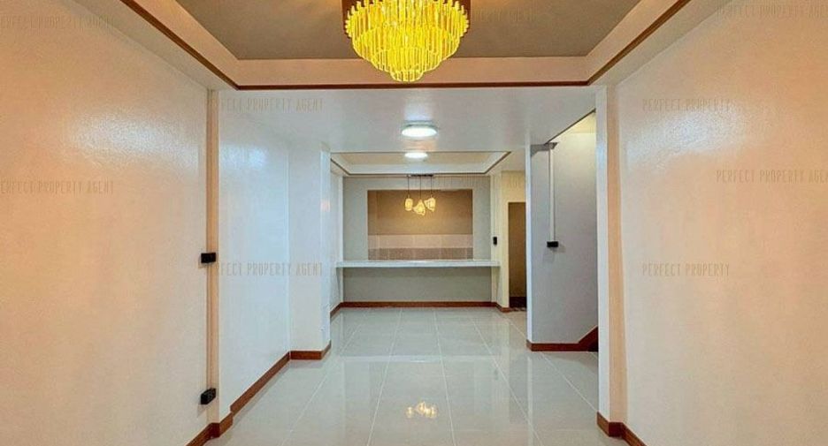 For sale 3 bedrooms townhouse in Bang Bua Thong, Nonthaburi
