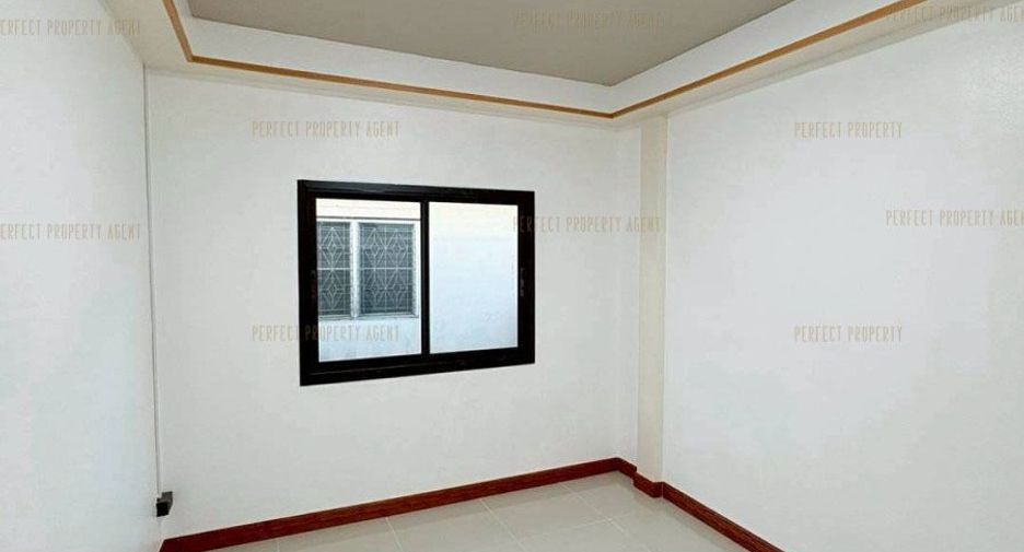 For sale 3 bedrooms townhouse in Bang Bua Thong, Nonthaburi