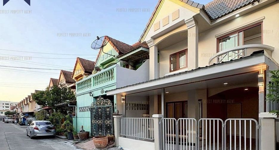 For sale 3 bedrooms townhouse in Bang Bua Thong, Nonthaburi