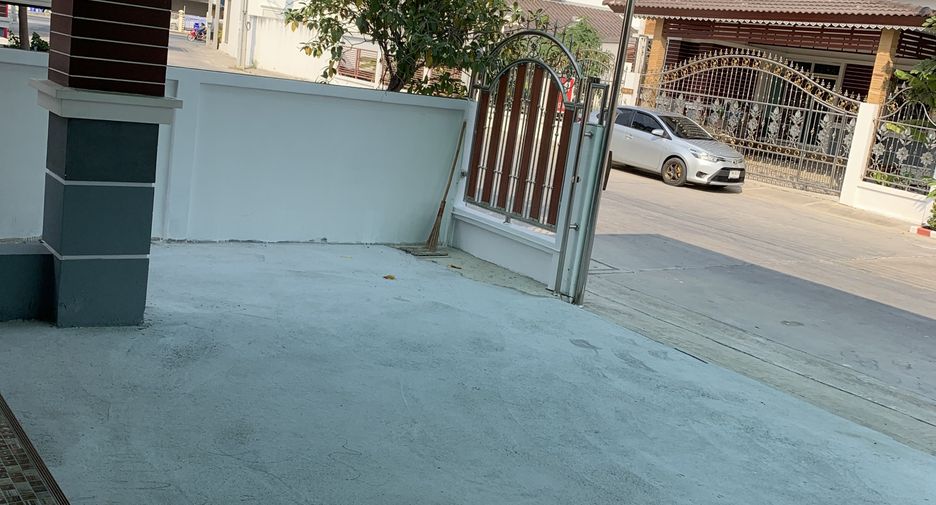 For sale 3 bedrooms house in Bang Phli, Samut Prakan