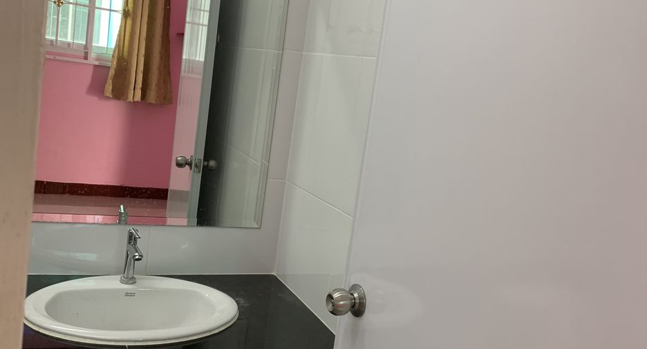 For sale 3 bedrooms house in Bang Phli, Samut Prakan