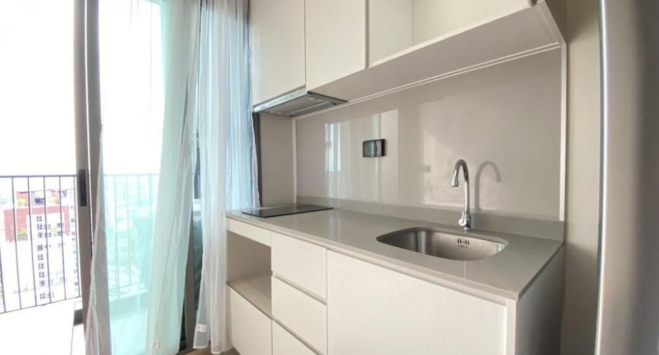 À vendre 1 chambre condo à Thon Buri, Bangkok