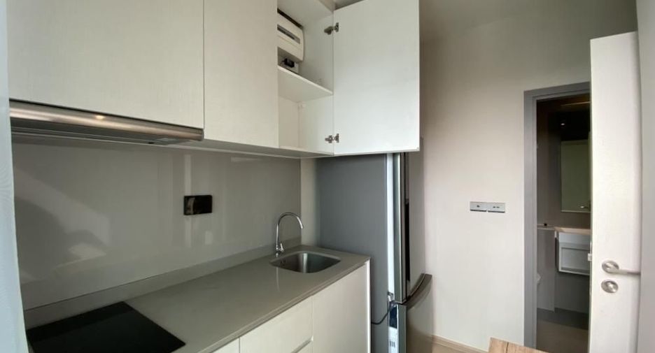 À vendre 1 chambre condo à Thon Buri, Bangkok