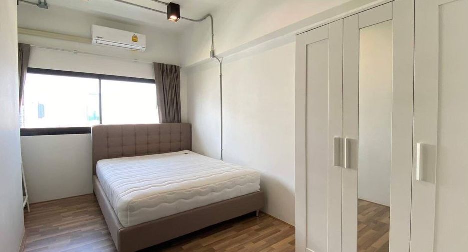 For sale and for rent 2 bedrooms condo in Watthana, Bangkok