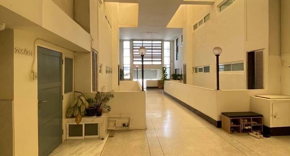 For sale and for rent 2 bedrooms condo in Watthana, Bangkok