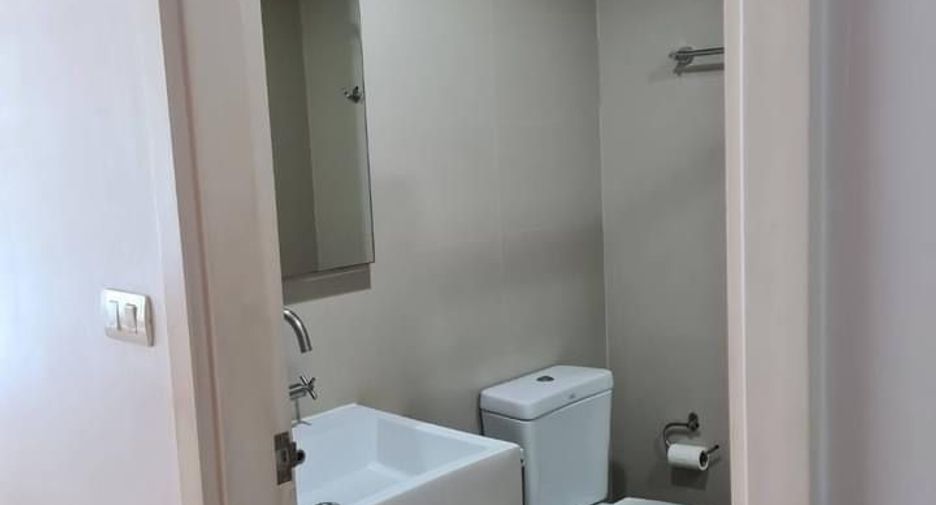 For sale 1 bed condo in Khlong San, Bangkok