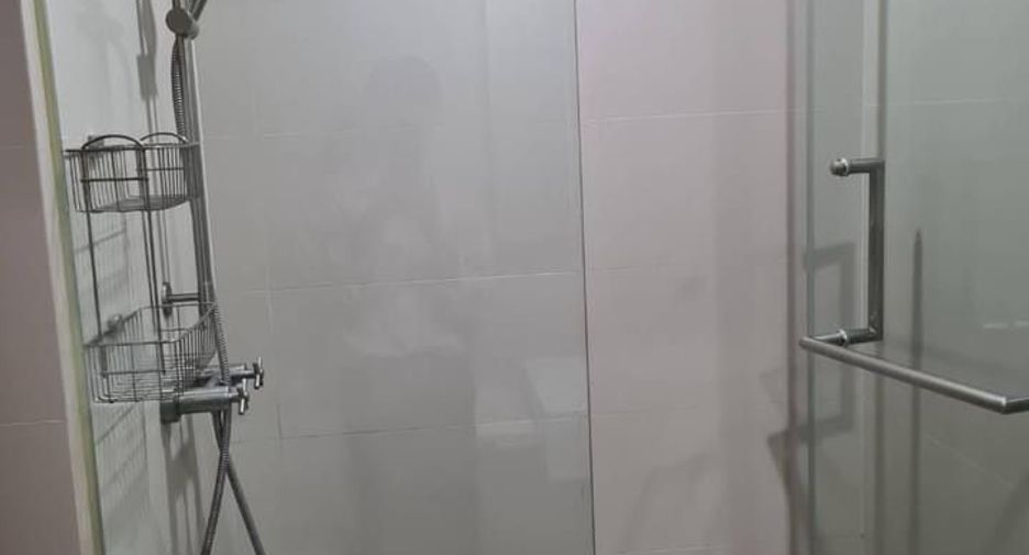 For sale 1 bed condo in Khlong San, Bangkok