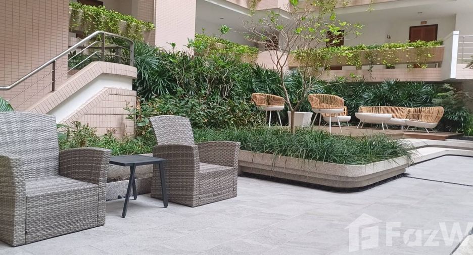 For sale 2 bedrooms condo in Pathum Wan, Bangkok