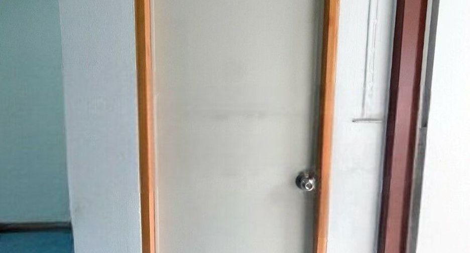 For sale スタジオ condo in Khlong Luang, Pathum Thani