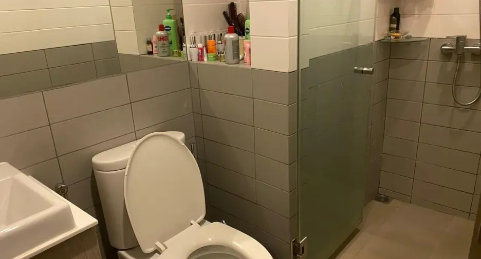 Продажа 2 спальни кондо в Пхра Кханонг, Бангкок