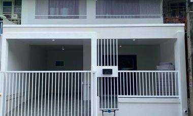 For sale 3 ベッドルーム townhouse in Khlong Luang, Pathum Thani