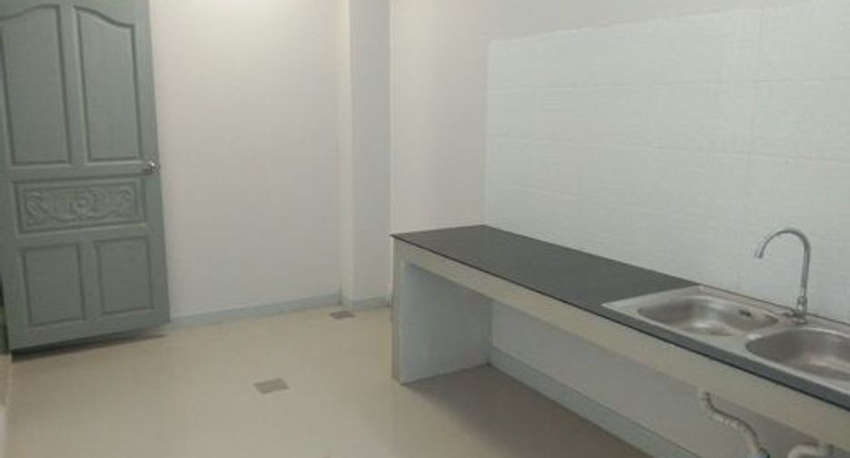 For sale 2 bedrooms townhouse in Mueang Trang, Trang