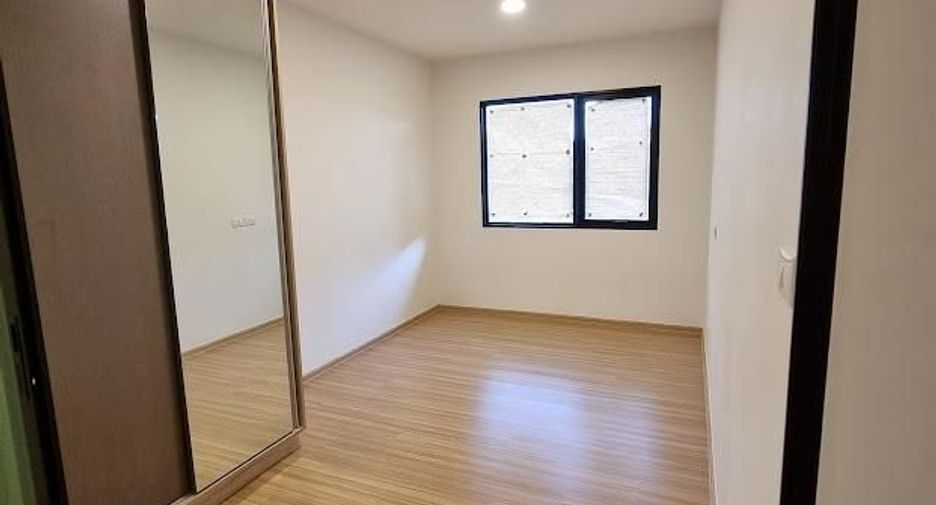 For sale 1 bed condo in Wang Thonglang, Bangkok
