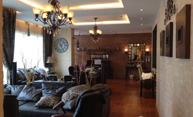 For sale 3 bedrooms condo in Khlong Toei, Bangkok
