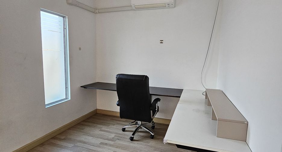 Продажа и аренда 3 спальни таунхаус в Krathum Baen, Самутсакхон