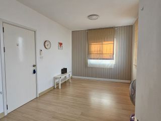 Casa adosada en venta y en alquiler de 3 habitaciones en Krathum Baen, Samut Sakhon