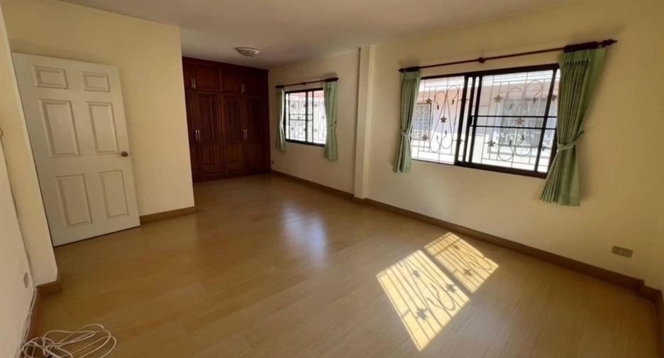 Haus zum Kauf mit 3 Zimmer in Phra Samut Chedi, Samut Prakan