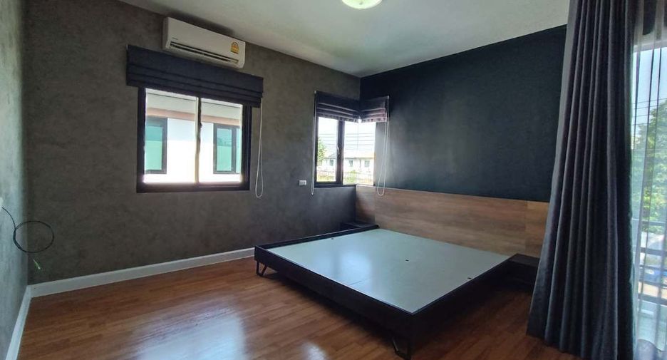 Haus zum Kauf mit 3 Zimmer in Sam Phran, Nakhon Pathom