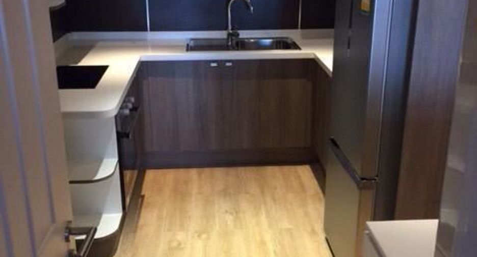 For sale 2 bedrooms condo in Pathum Wan, Bangkok