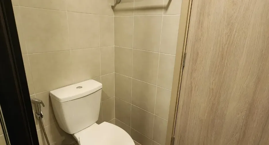 For rent studio condo in Khlong Luang, Pathum Thani