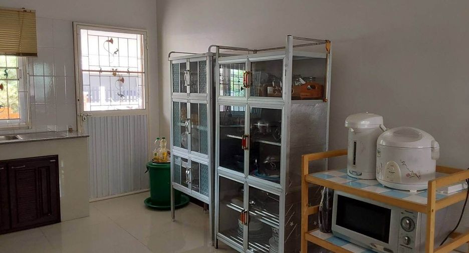 For sale 4 bedrooms house in Mueang Nongbua Lamphu, Nong Bua Lamphu