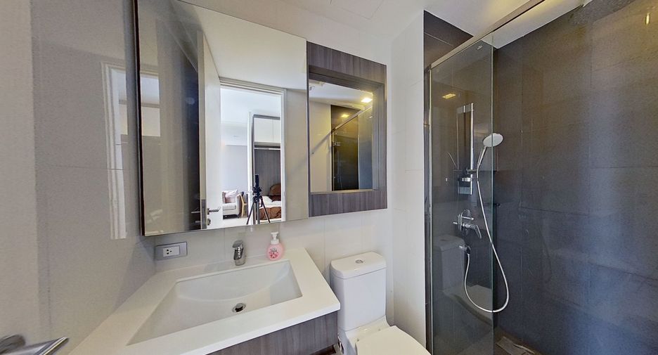 For sale 1 bed condo in Watthana, Bangkok