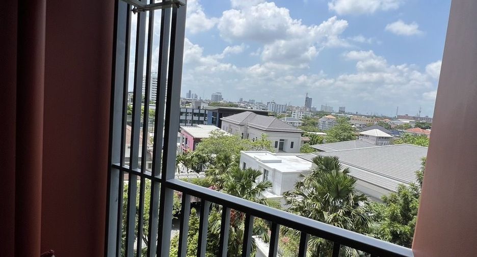 For sale 1 bed condo in Bang Kapi, Bangkok
