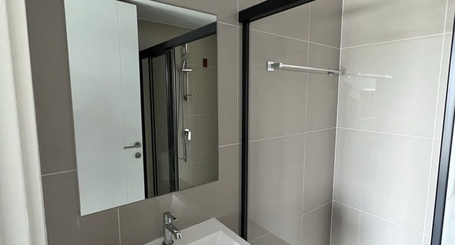 For sale 1 bed condo in Bang Kapi, Bangkok